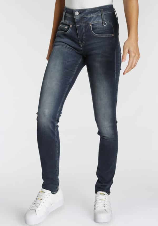 Herrlicher Slim-fit-Jeans »SHARP SLIM REUSED DENIM«